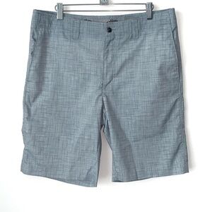Callaway Golf Shorts Mens 34 Gray plaid 10" Inseam Bermuda Flat Front Preppy